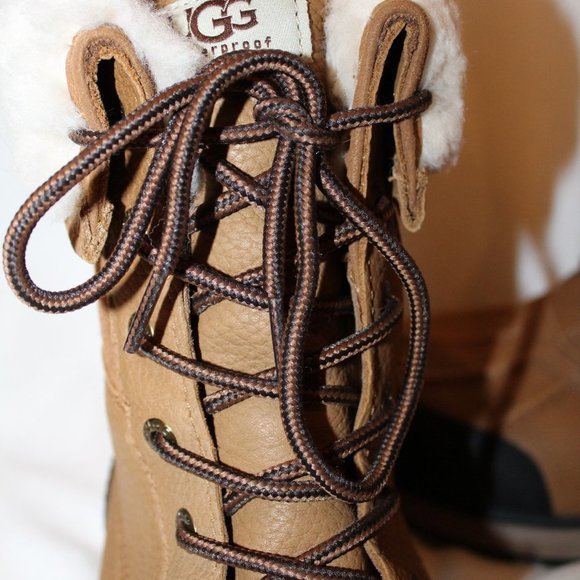 NEW UGG WOMEN'S ADIRONDACK III LEATHER SHEARLING LINED WINTER SNOW BOOTS - Picture 4 of 8